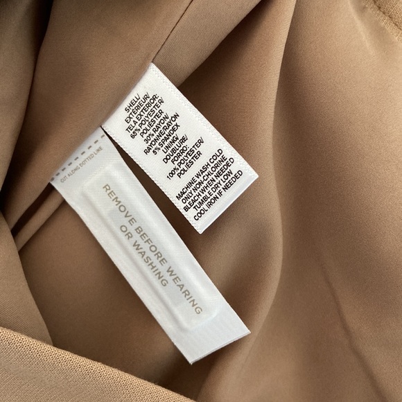 NWOT Loft skirt - Picture 4 of 4